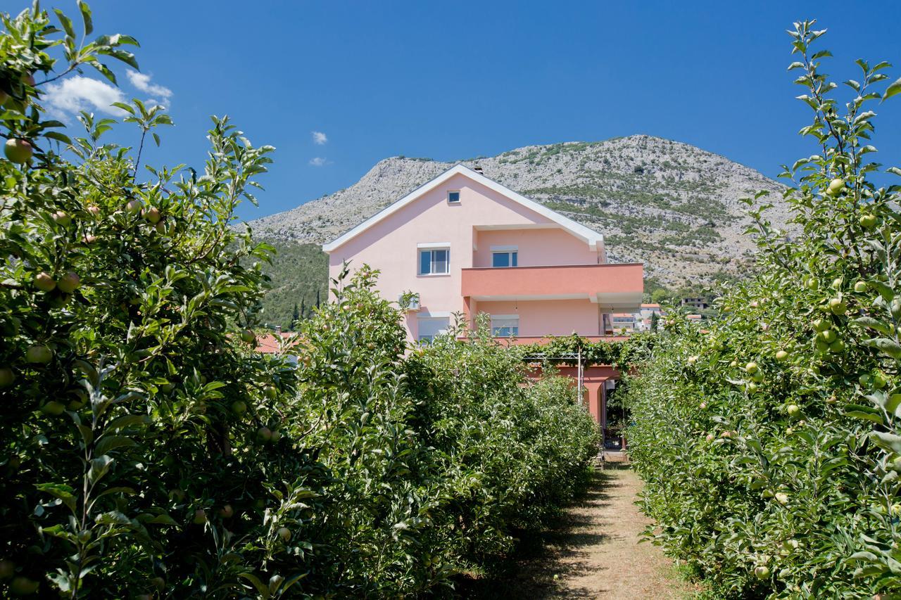 Apartmani Slado Trebinje Buitenkant foto