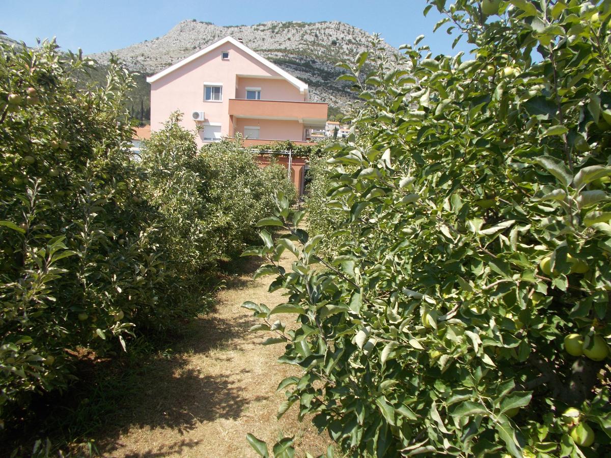 Apartmani Slado Trebinje Buitenkant foto